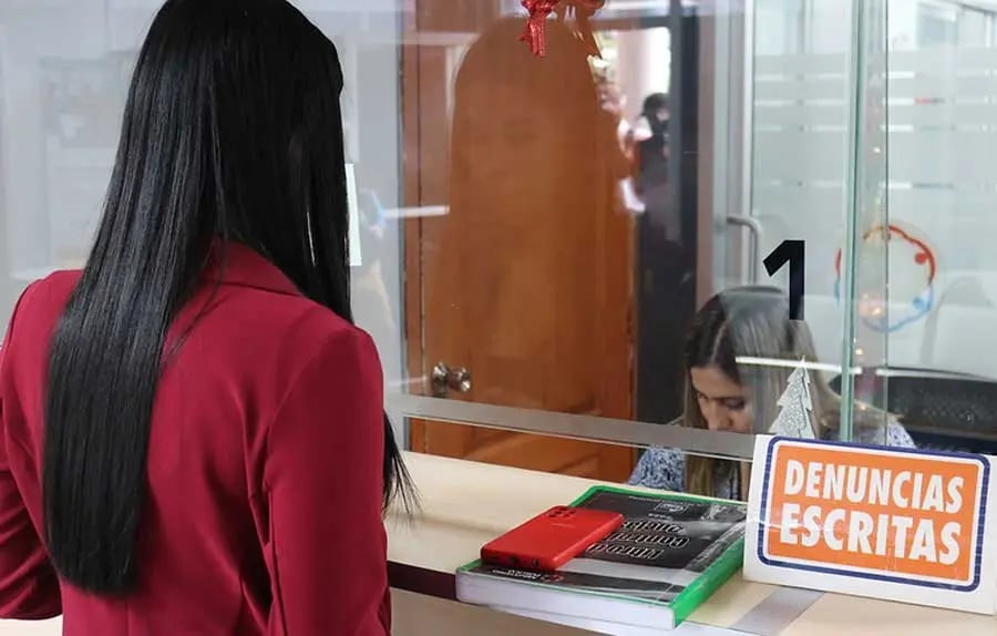 En 2025, las mujeres lideraron las quejas al Sistema Nacional, con 2.803 denuncias mayoritariamente por derechos civiles y políticos. (Foto: Destacado)