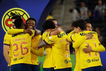 El jugador mantiene la mirada