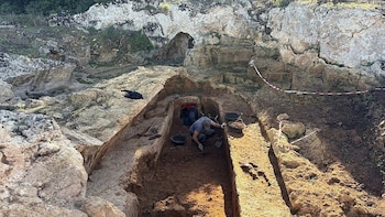 Descubren restos funerarios de hace 3.500 años que permitirán investigar los rituales en la Edad de Bronce en Mallorca