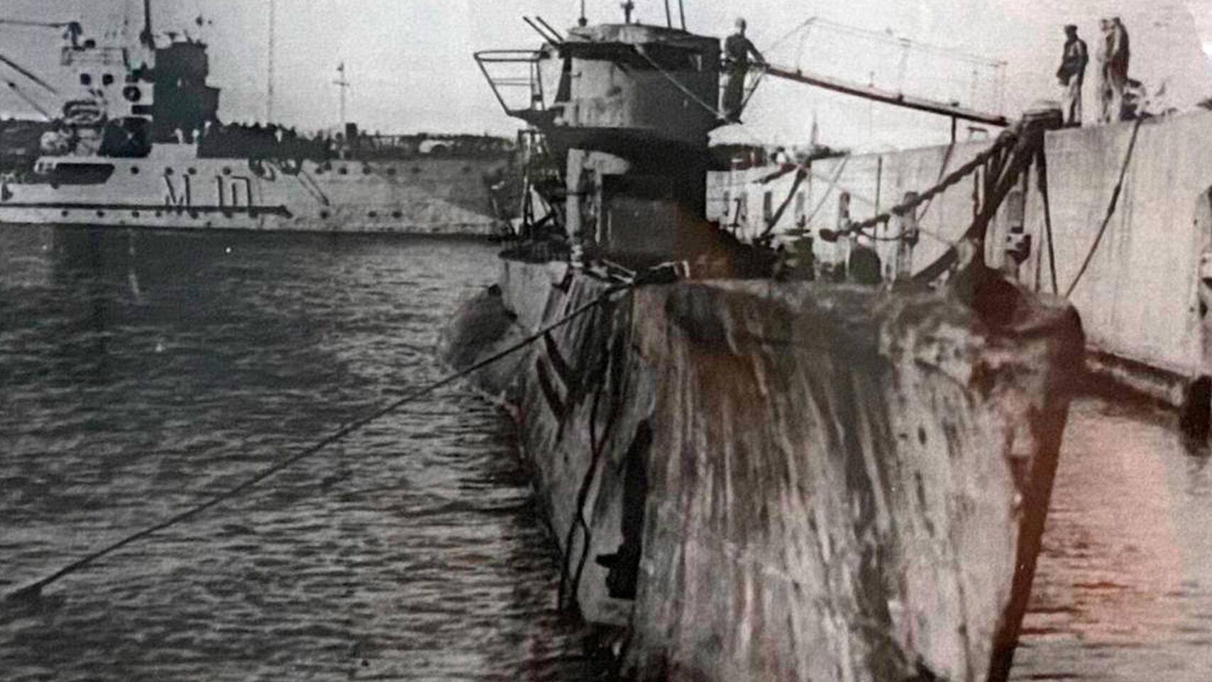 El submarino cuando permanecía anclado en el puerto de Mar del Plata