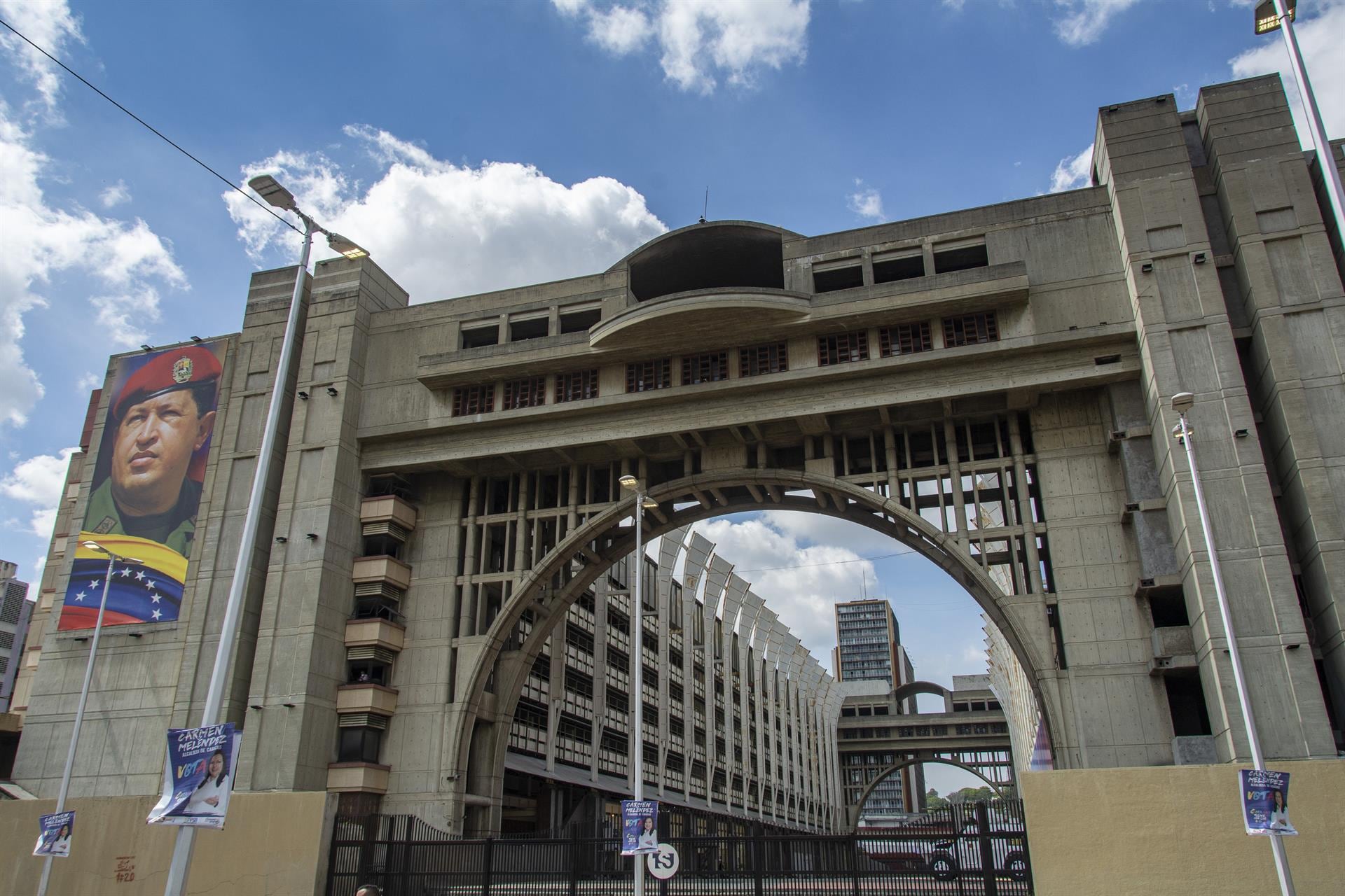 El TSJ de Venezuela exige que Delcy Rodríguez asuma la presidencia ante la «ausencia forzosa» de Maduro El TSJ de Venezuela exige que Delcy Rodríguez asuma la presidencia ante la «ausencia forzosa» de Maduro