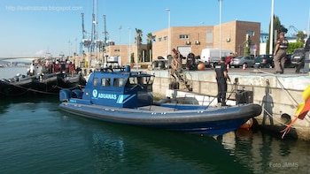 Una de las cuatro patrulleras