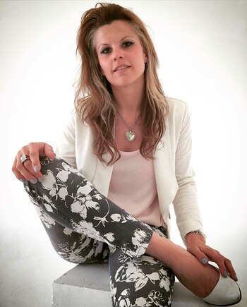 Debido al hostigamiento constante