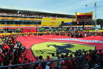 Como es habitual, los tifosis