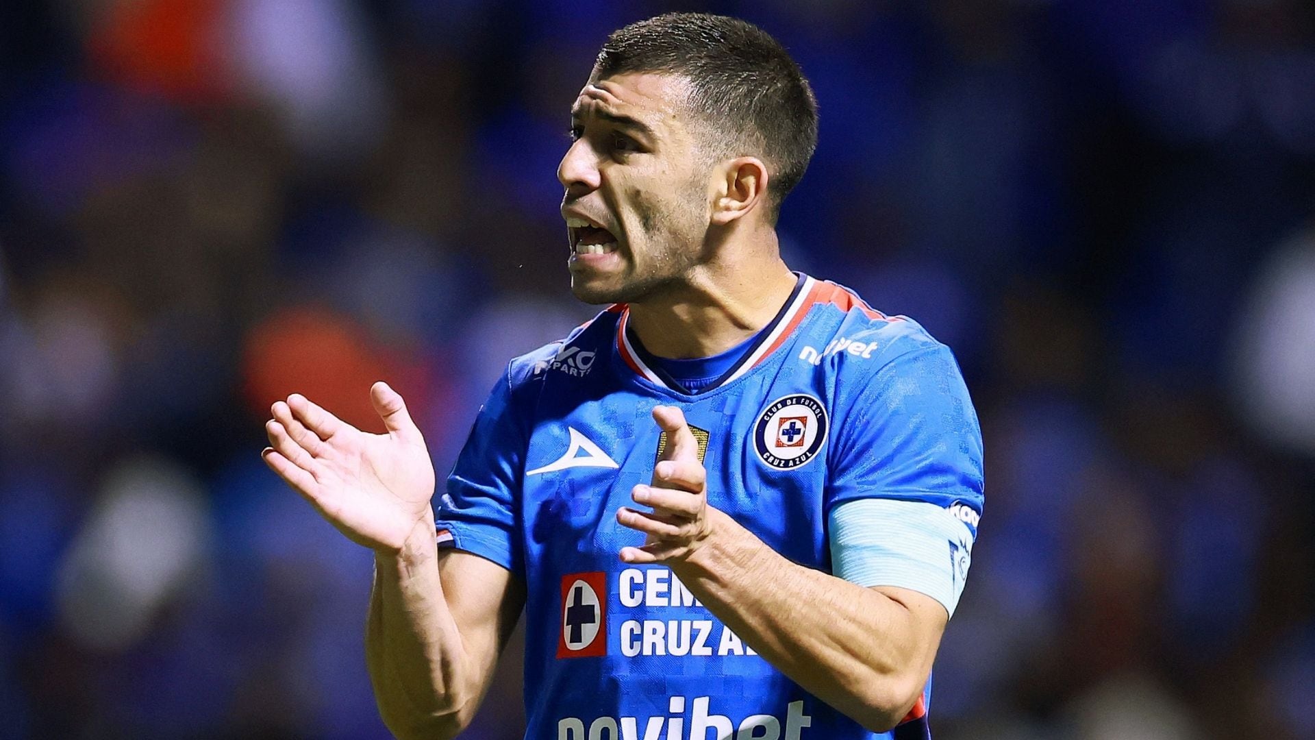 Erik Lira llegará al Mónaco (REUTERS/Eloisa Sanchez)
