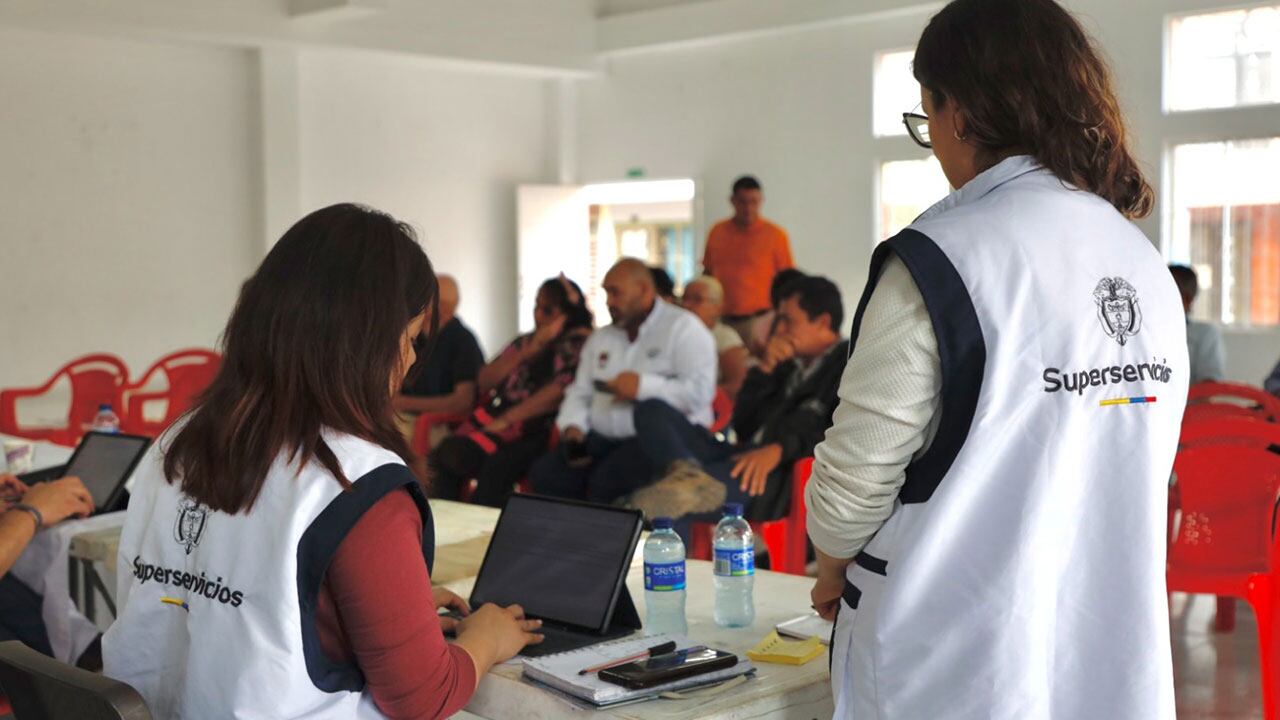 Gobierno ordenó a la comercializadora de gas Vanti ajustar tarifas y devolver cobros indebidos a los usuarios en el centro del país - crédito Presidencia