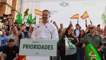 Vox pacta con el PP no presentar candidatura al Senado en seis provincias y presentará un único nombre en otras 14