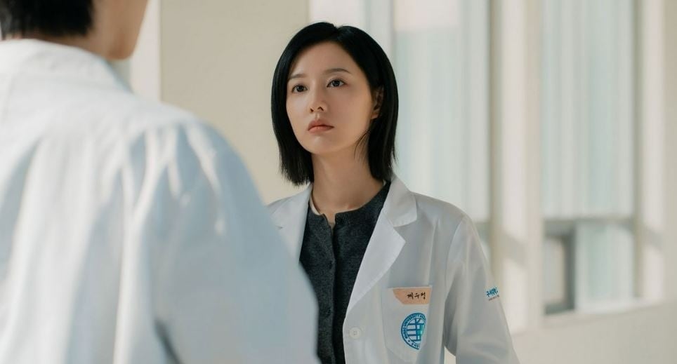 La nueva serie está basada en la popular franquicia médica japonesa Doctor-X. (Netflix/SBS)