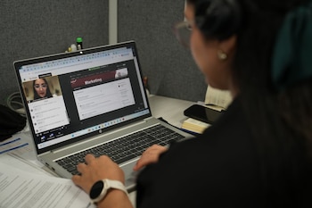 Becas - Ecuador - Colombia