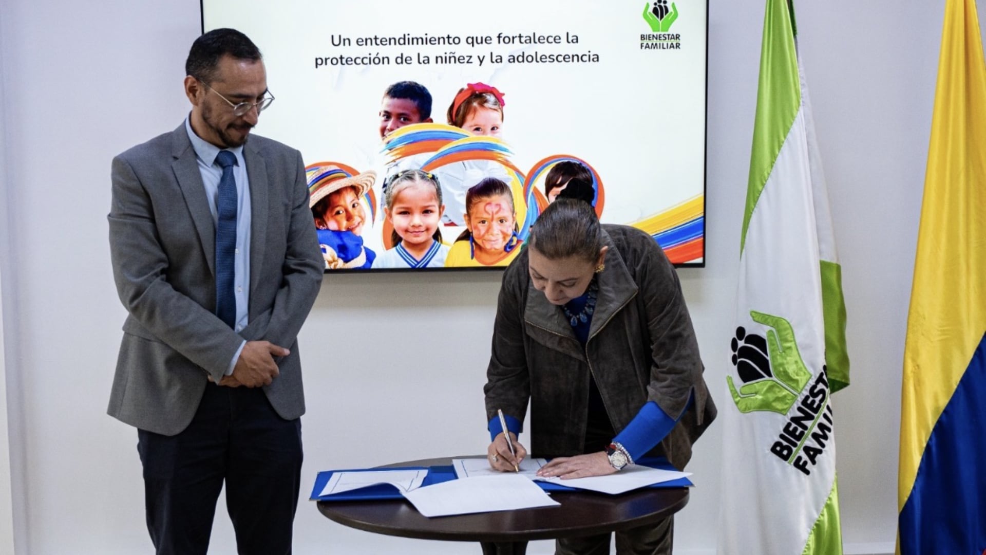 La alianza busca reforzar la prevención mientras las cifras oficiales evidencian la dimensión del reclutamiento de menores en Colombia - crédito @ICBFColombia/X