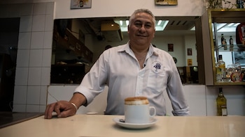 Angel Ricardo Soria es mozo