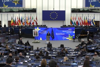 Francia asume la presidencia protémpore