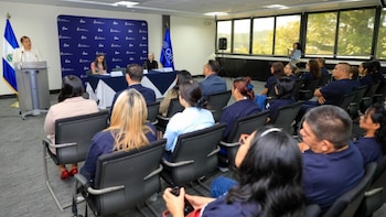 La capacitación fue impulsada por la Cancillería junto con la OIM y el Instituto Diplomático Doctor José Gustavo Guerrero y reunió beneficiarios de Santa Ana, San Miguel y San Salvador (Foto cortesía Cancillería)