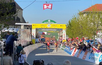 Victoria de Dylan Teuns (‘maillot’