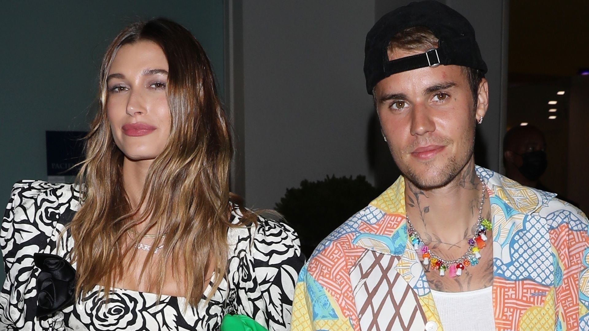 La pareja reveló sus gustos culturales, con preferencias que van desde Queen y Chris Brown hasta El Grinch y La ruptura (Backgrid/The Grosby Group)