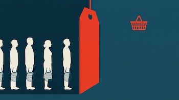 Siluetas de personas en fila con bolsas de red vacías frente a una gran etiqueta roja y una canasta de compras sobre fondo azul.