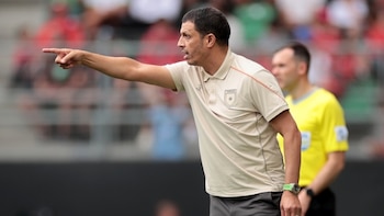 Jamal Sellami, el entrenador de Jordania (@jordan.fa)
