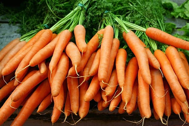 Las zanahorias brindan un sabor especial y una dotación de nutrientes que hacen de este atole una maravilla. Foto: (iStock)