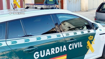 Hallan muertos a un guardia civil, su mujer y su hijo en Dolores (Alicante)
