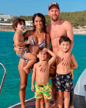 Messi con Antonela Roccuzzo y