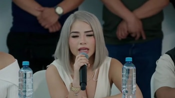 Mackeily Luján aseguró que Naldy Saldaña no le contó lo que atravesaba con el exdirector musical César Sánchez Chavesta. Latina TV.