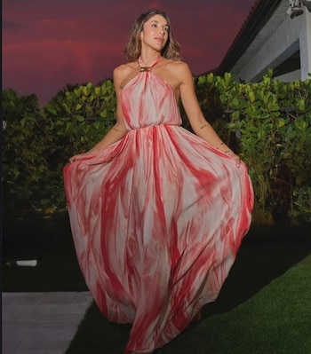 La modelo lució un vestido que se robó todas las miradas - crédito Daniela Ospina / Instagram
