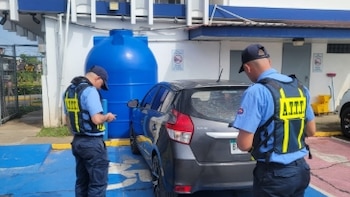 En Panamá multan a 105 conductores por utilizar estacionamientos reservados para personas con discapacidad