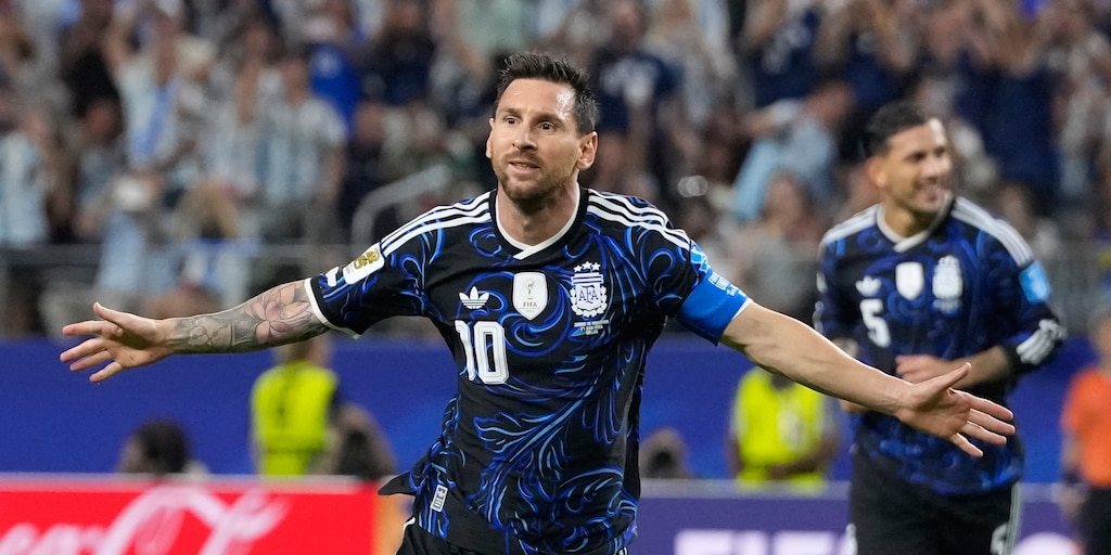 Vídeo resumen del Argentina-Jordania (1-3): Messi marca otro gol y cierra una fase de grupos perfecta para la albiceleste