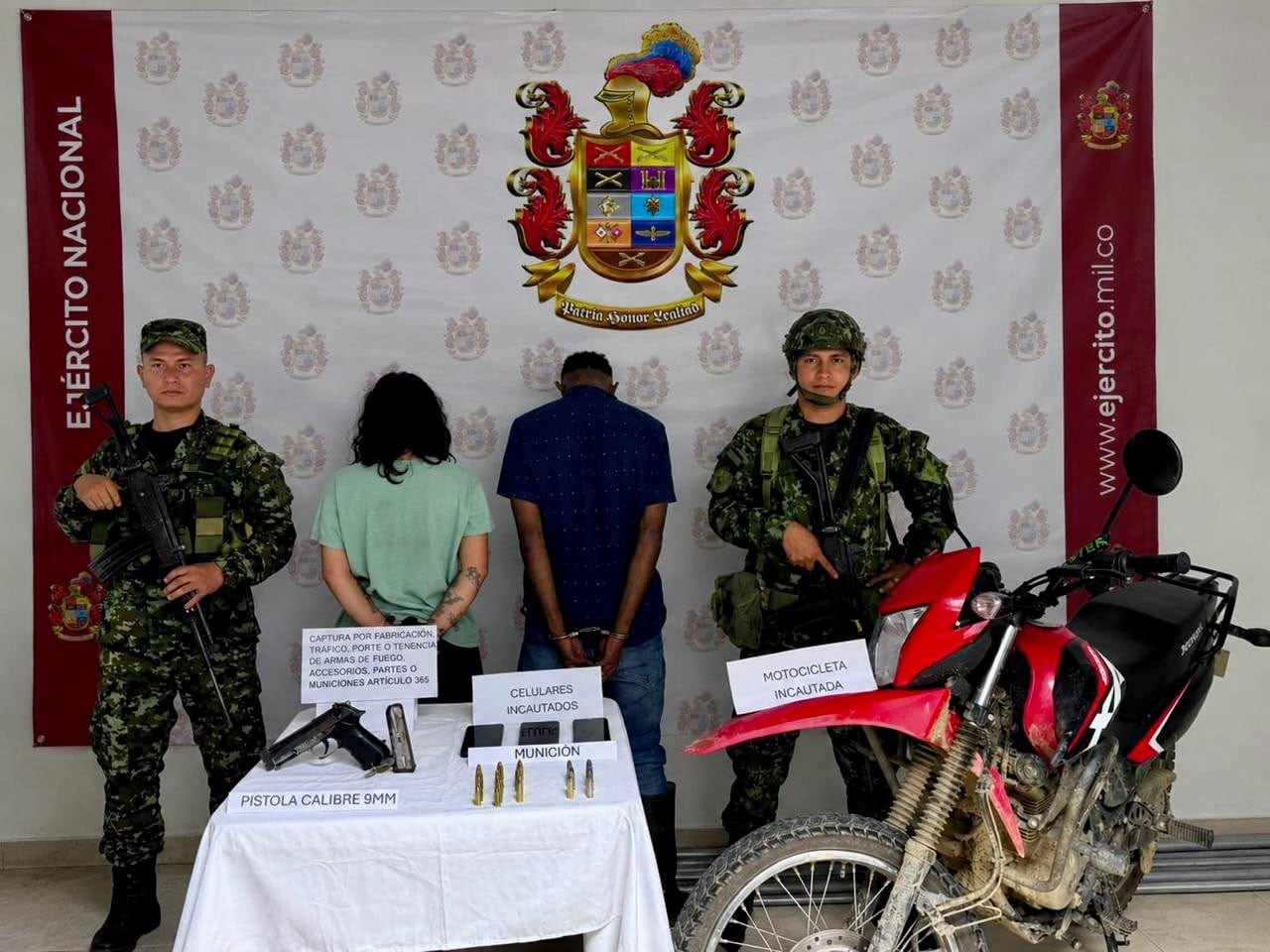 Dos presuntos miembros del Clan del Golfo cayeron tras operación militar en el nordeste antioqueño - crédito @Ejercito_Div7/X
