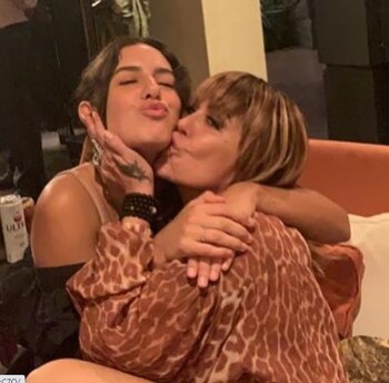 Alejandra Guzmán y Camila Valero