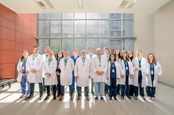 El equipo del Hospital Italiano que participa en las cirugía robóticas de tiroides y paratiroides (Hospital Italiano de Buenos Aires)