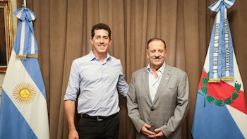 Wado de Pedro se mostró