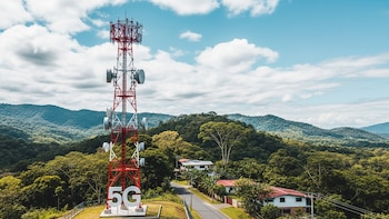 El Instituto Costarricense de Electricidad mantiene el despliegue de la red 5G tras una anulación parcial de su licitación
