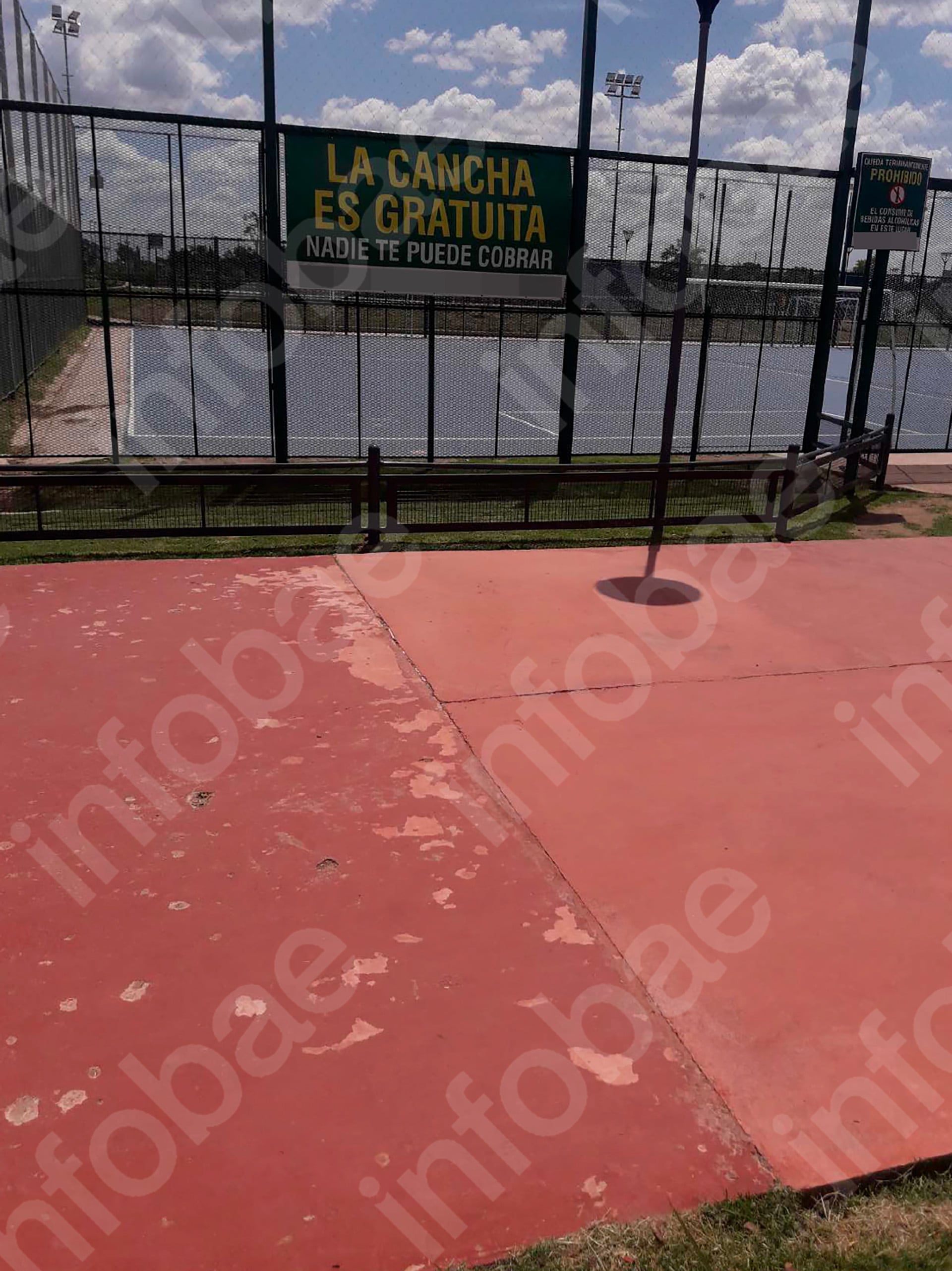 El accidente ocurrió en diciembre de 2019, cuando el patín de la reclamante se trabó en una grieta del piso y le provocó fracturas en la pierna derecha (Poder Judicial)