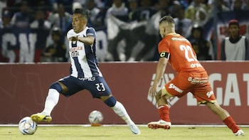 Alianza Lima perdió 2-1 ante