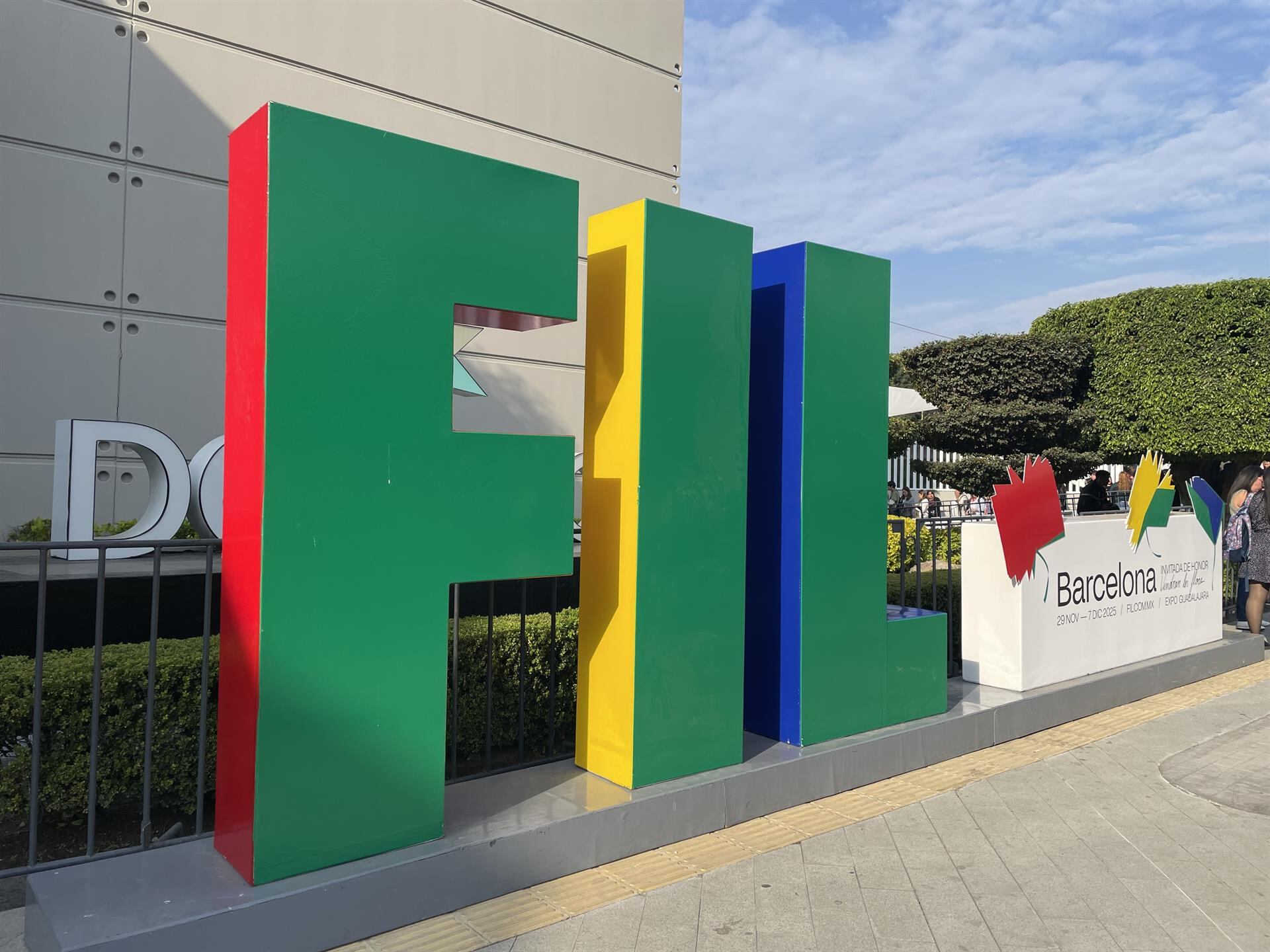 Love of Lesbian abre la programación musical de Barcelona en la FIL de Guadalajara (México)