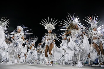 Revellers from Imperatriz Leopoldinense samba
