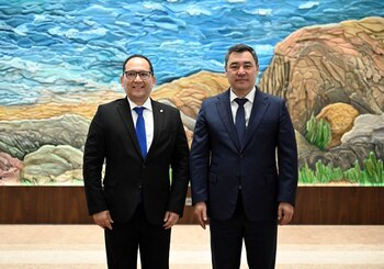 El diplomático de carrera Héctor