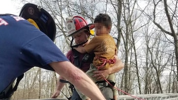 Un niño de cinco años