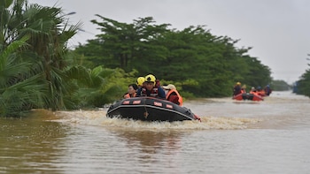 Aumentan a cerca de 40 los muertos por las inundaciones a causa de las lluvias torrenciales en el sur de China