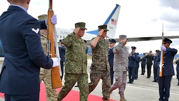 Francis L. Donovan, líder del Comando Sur de los Estados Unidos, llegó a Colombia: ministro de Defensa se refirió a consolidar una alianza regional contra los narcoterroristas