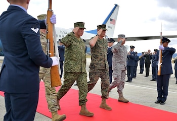 Visita del comandante estadounidense Francis L. Donovan a Colombia, que tenia como fin consolidar la alianza regional contra organizaciones narcoterroristas - crédito @Southcom/X
