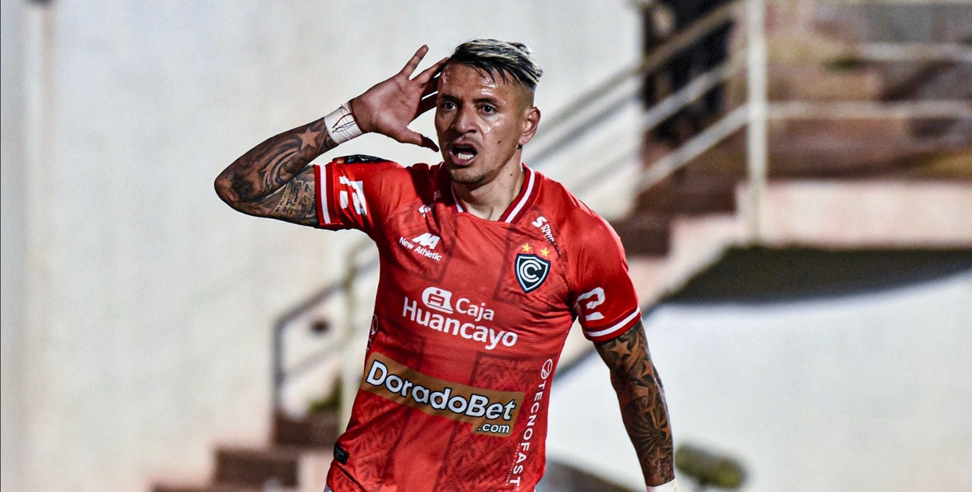 Marcelo Méndez sostuvo que Cienciano merece respeto por el rendimiento de todo su plantel y no solo por Carlos Garcés. El técnico uruguayo negó además cualquier viaje previo a Bolivia para adaptarse a la altura. (Cienciano)