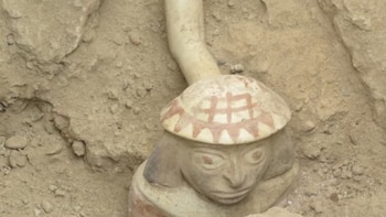 Hallan en La Libertad semillas de ulluchus asociadas a rituales con sangre, diez rostros de arcilla y cerámicas ceremoniales mochicas