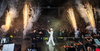Yandel presentó este domingo 30 de agosto su espectáculo “Yandel Sinfónico” ante un Parque Viva lleno de seguidores en Costa Rica. Crédito: Redes sociales Yandel