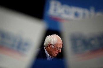 Bernie Sanders se bajó de