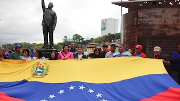 El oficialismo venezolano conmemora los