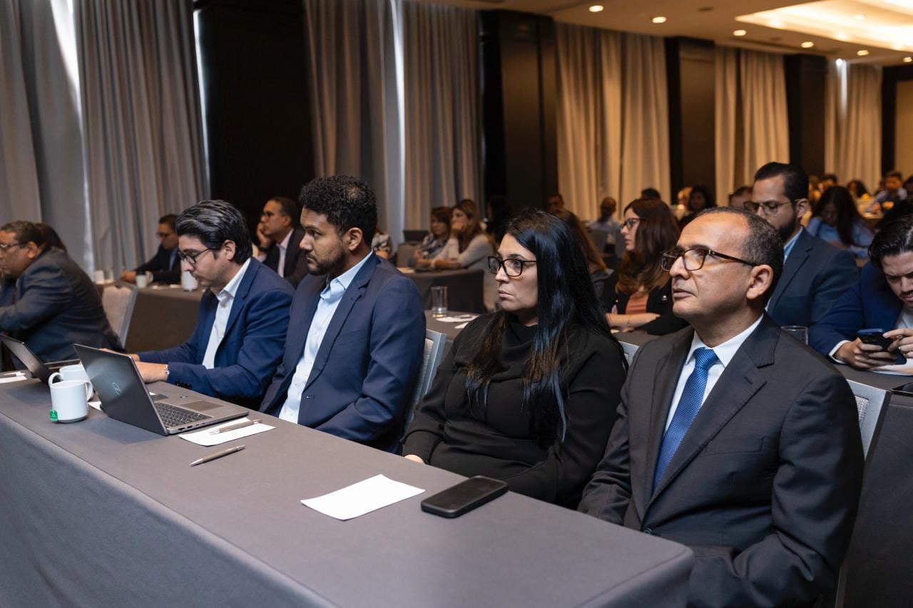 Rodrigo Rodríguez J., secretario nacional de Energía, señaló que la alta participación refleja la confianza del mercado y crea condiciones para estabilizar la tarifa eléctrica en el mediano plazo. Cortesía Secretaría de Energía