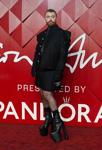 Sam Smith en la alfombra