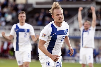 Joel Pohjanpalo con la camiseta